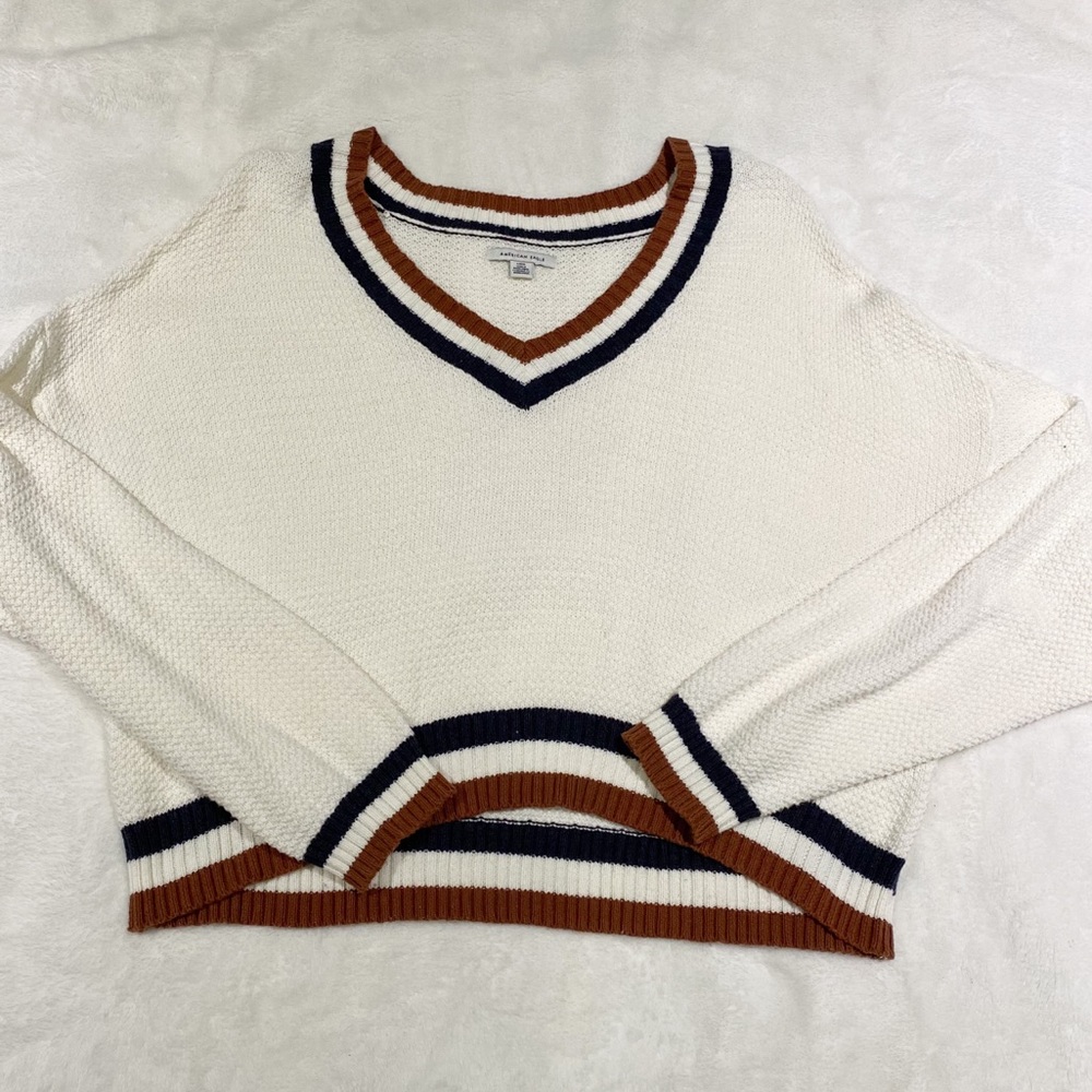 American Eagle Cropped Cream Sweater Size Large